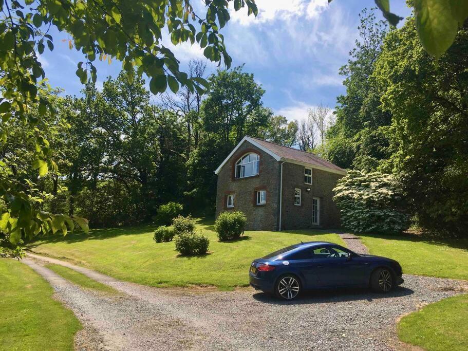 Beautiful Garden Cottage, Close To Llandeilo. Hoel-galed 外观 照片